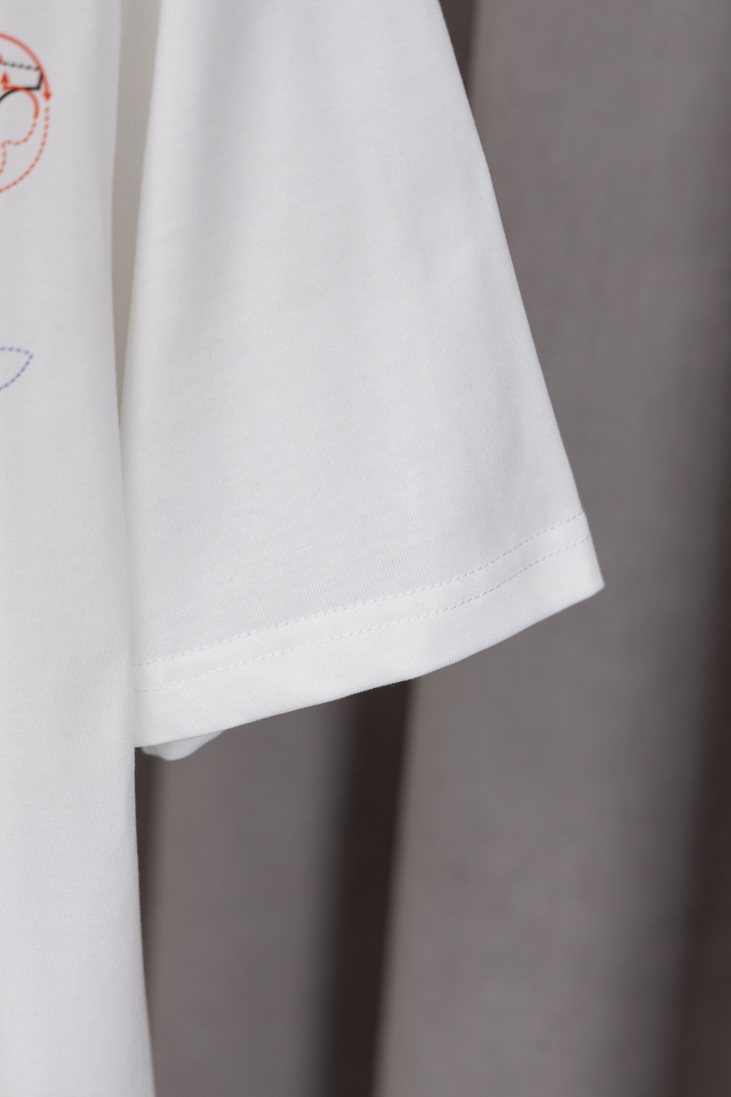 1ZE561UDE Stylish T-shirts