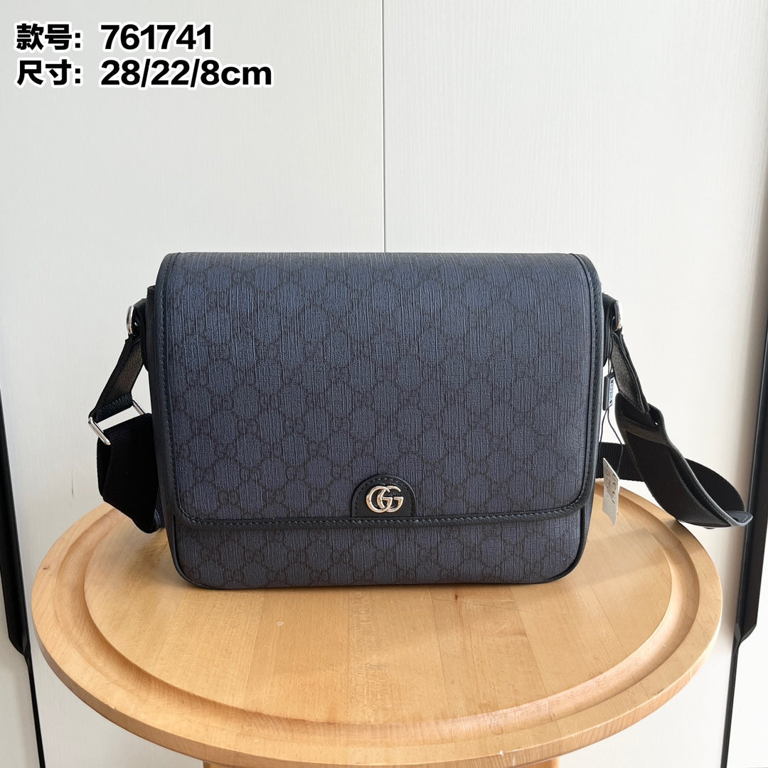 155NB50BDE Stylish leather bag