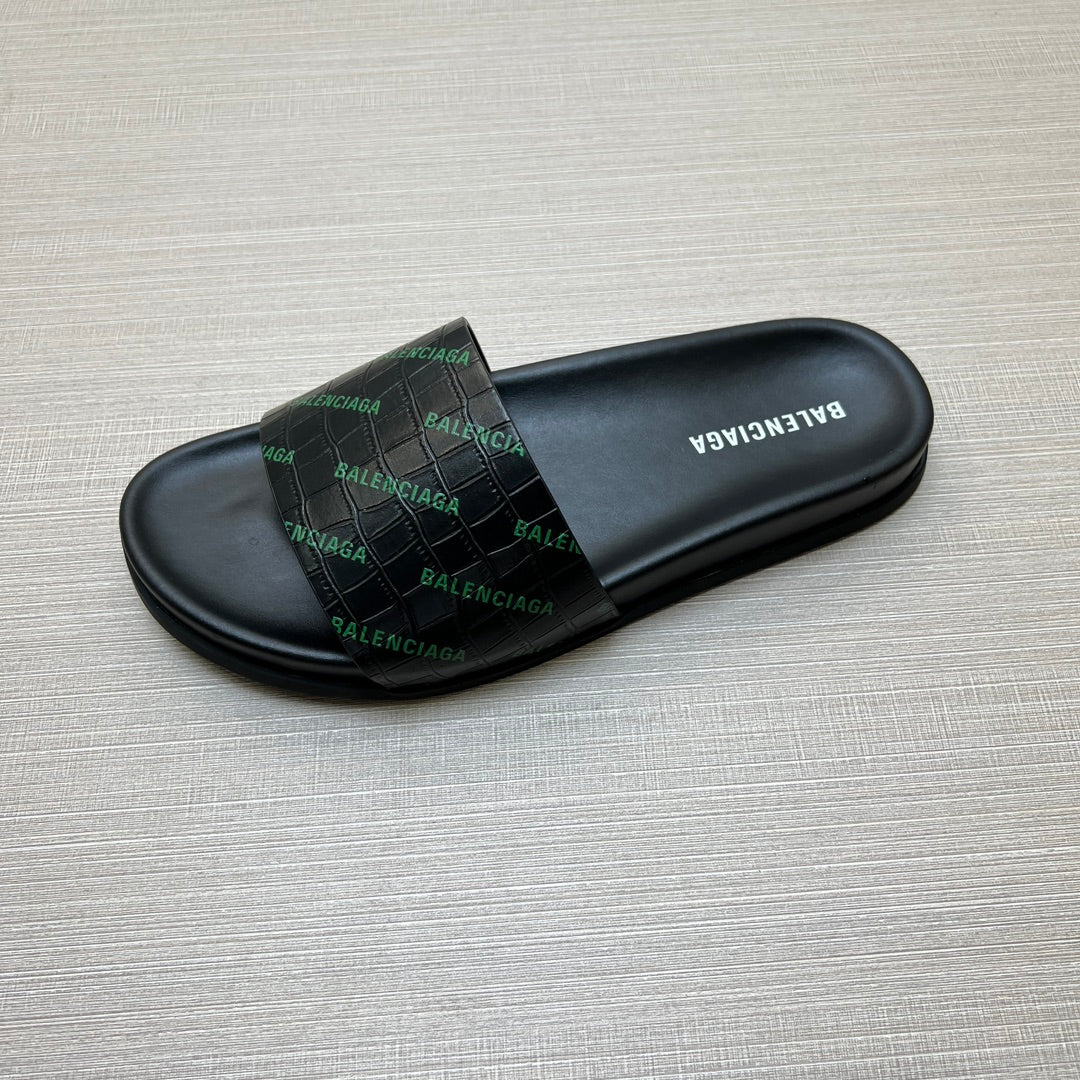 54J99ZDE Stylish slippers