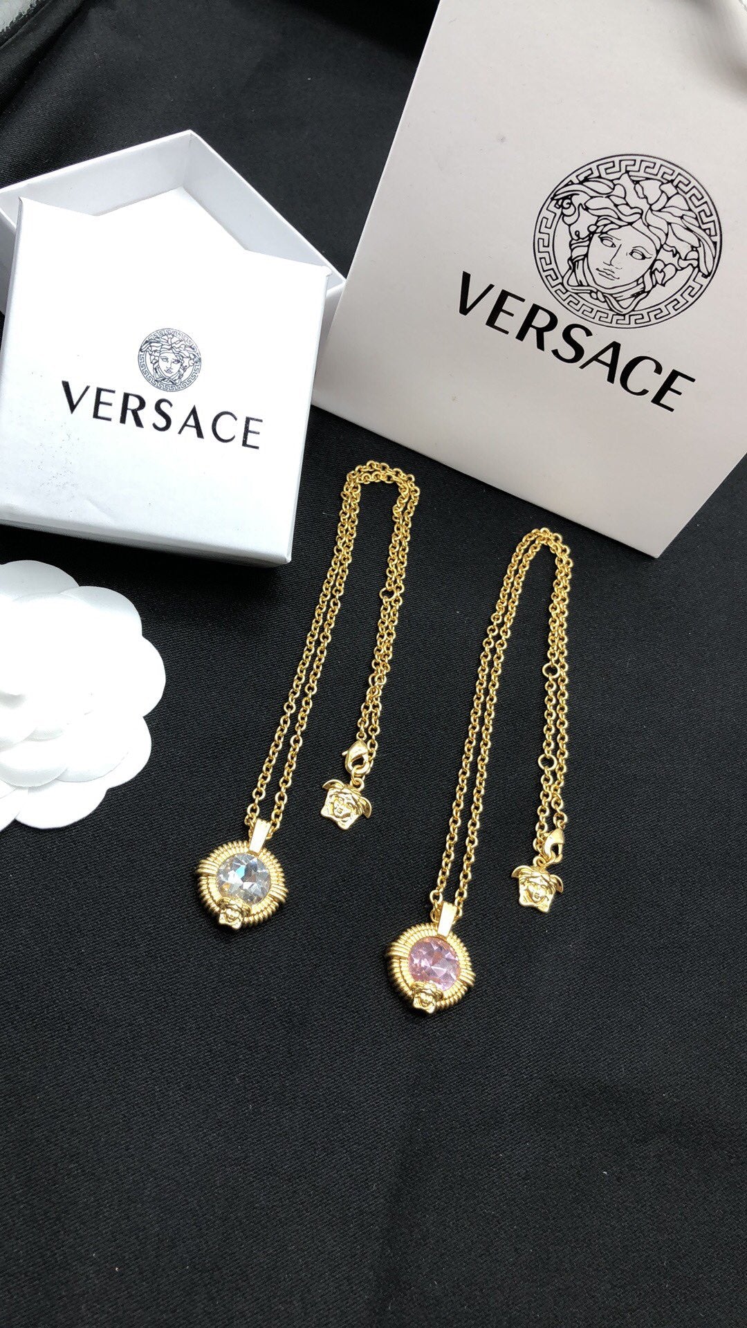 175RV62XDE Stylish  Necklaces