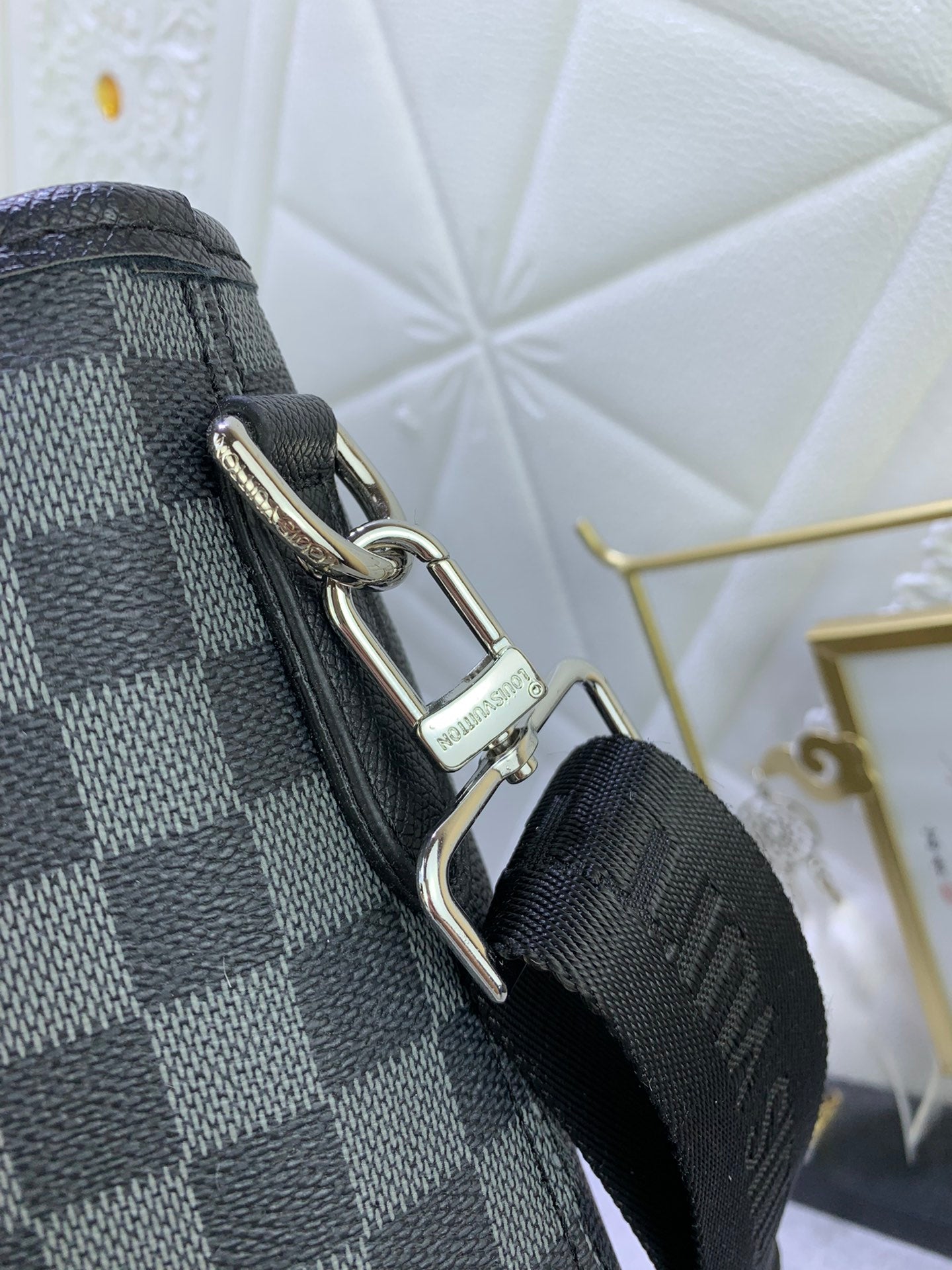 2XE350BDE Stylish leather bag 