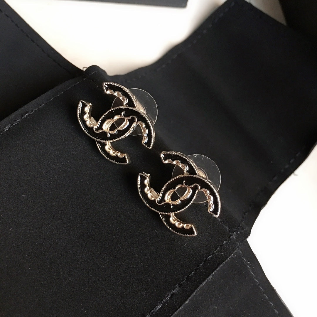 1YC308EDE Stylish Earrings