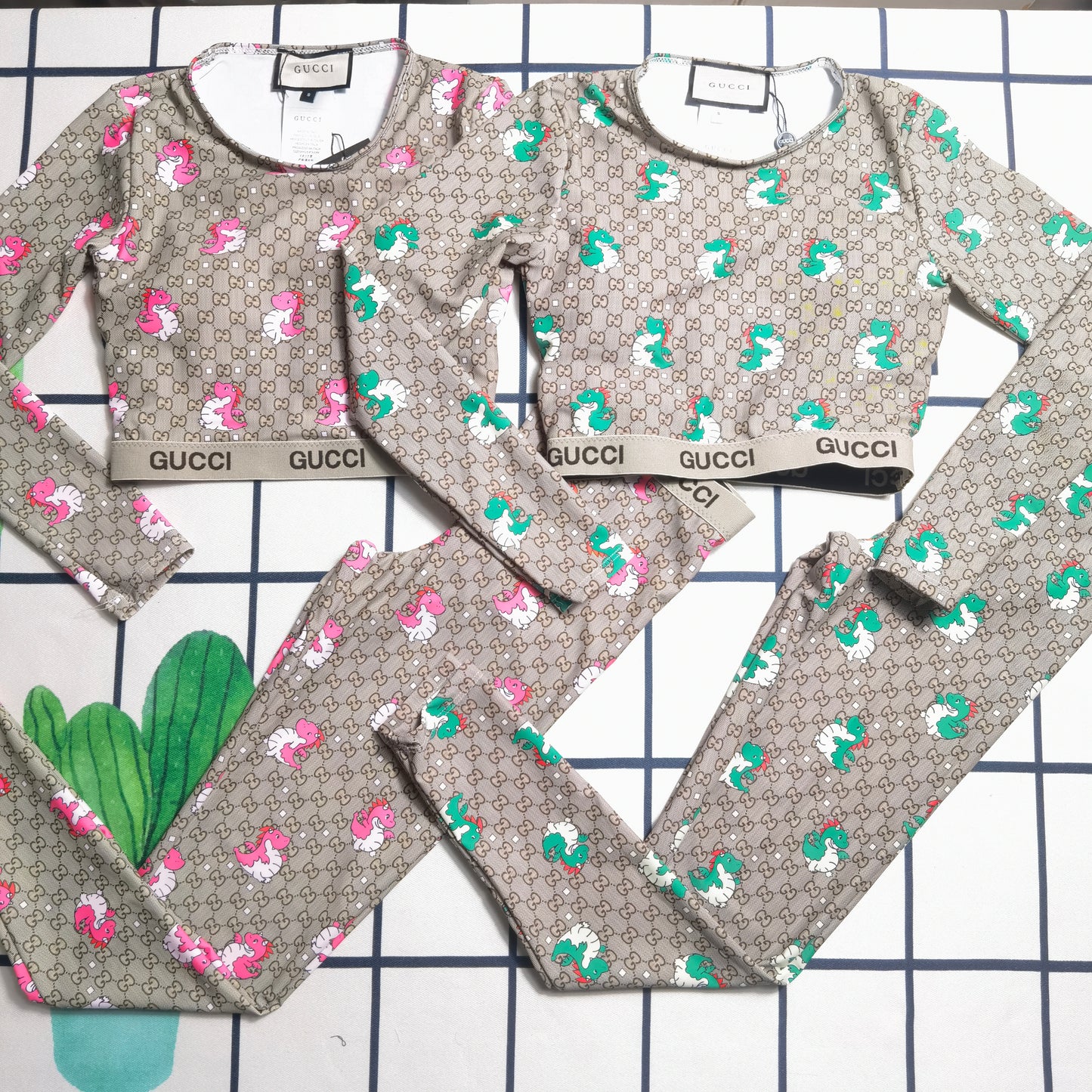 14B132YDE Stylish Long sleeve swimsuit