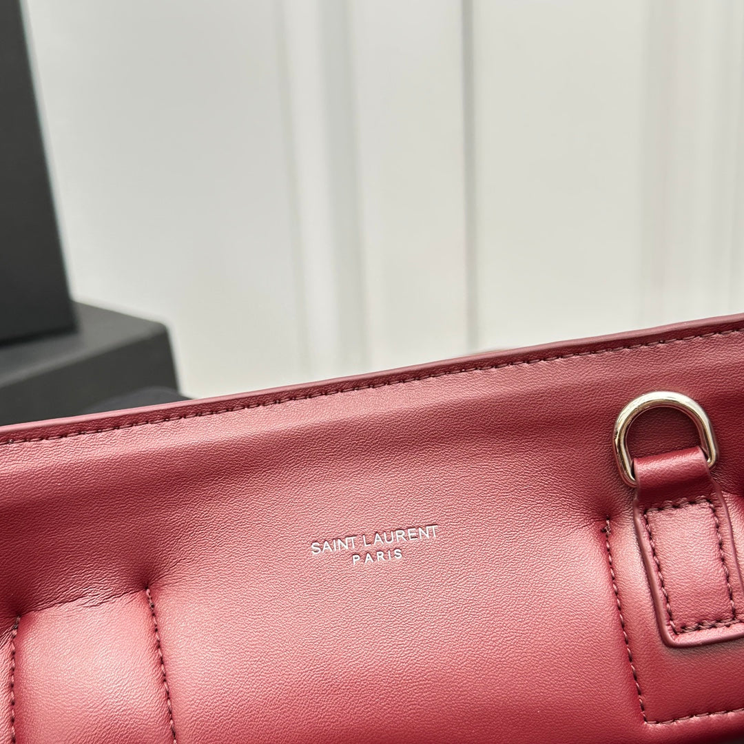 1XSL268BDE Stylish leather bag 