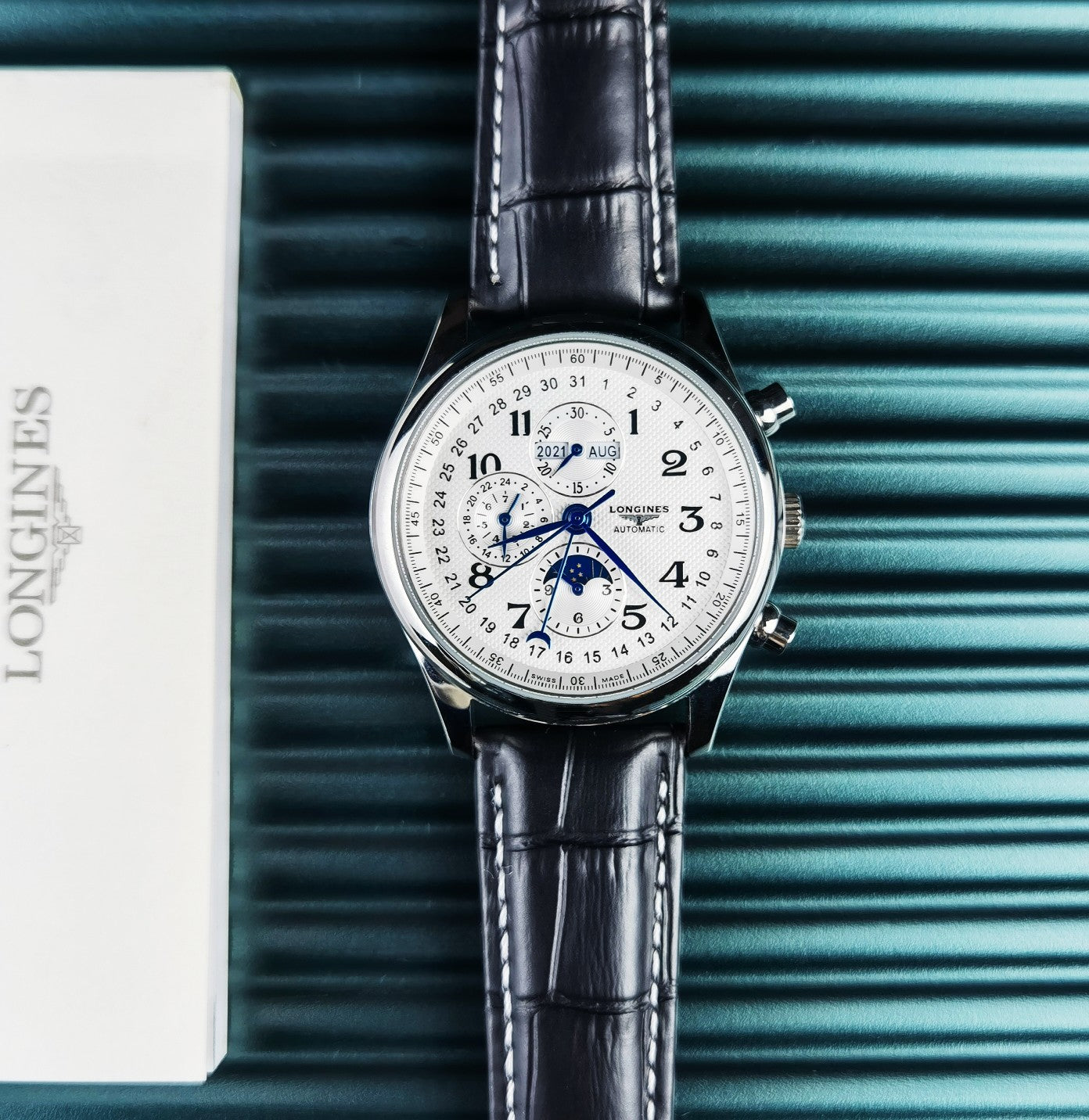 255RA42LDE Stylish Watches