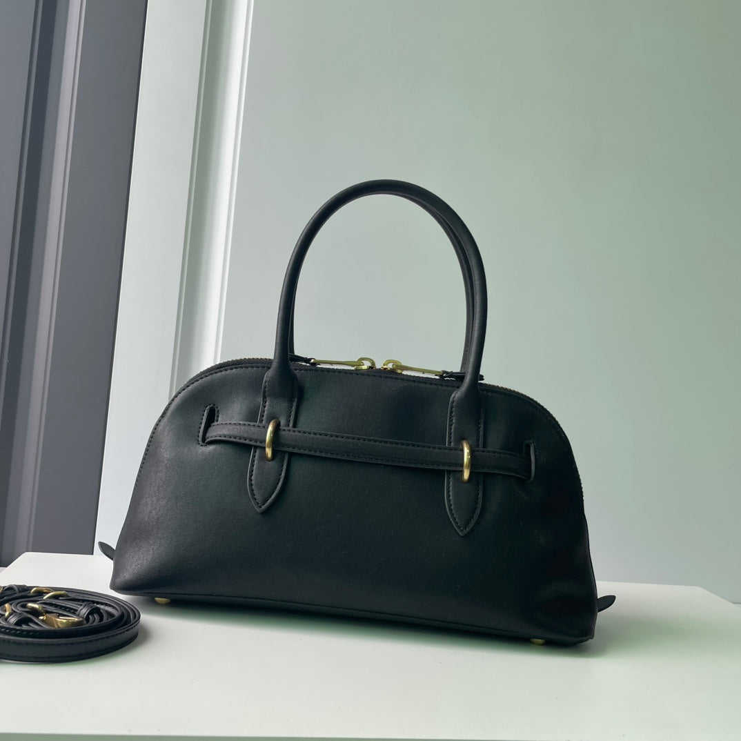 15RA40BDE Stylish leather bag