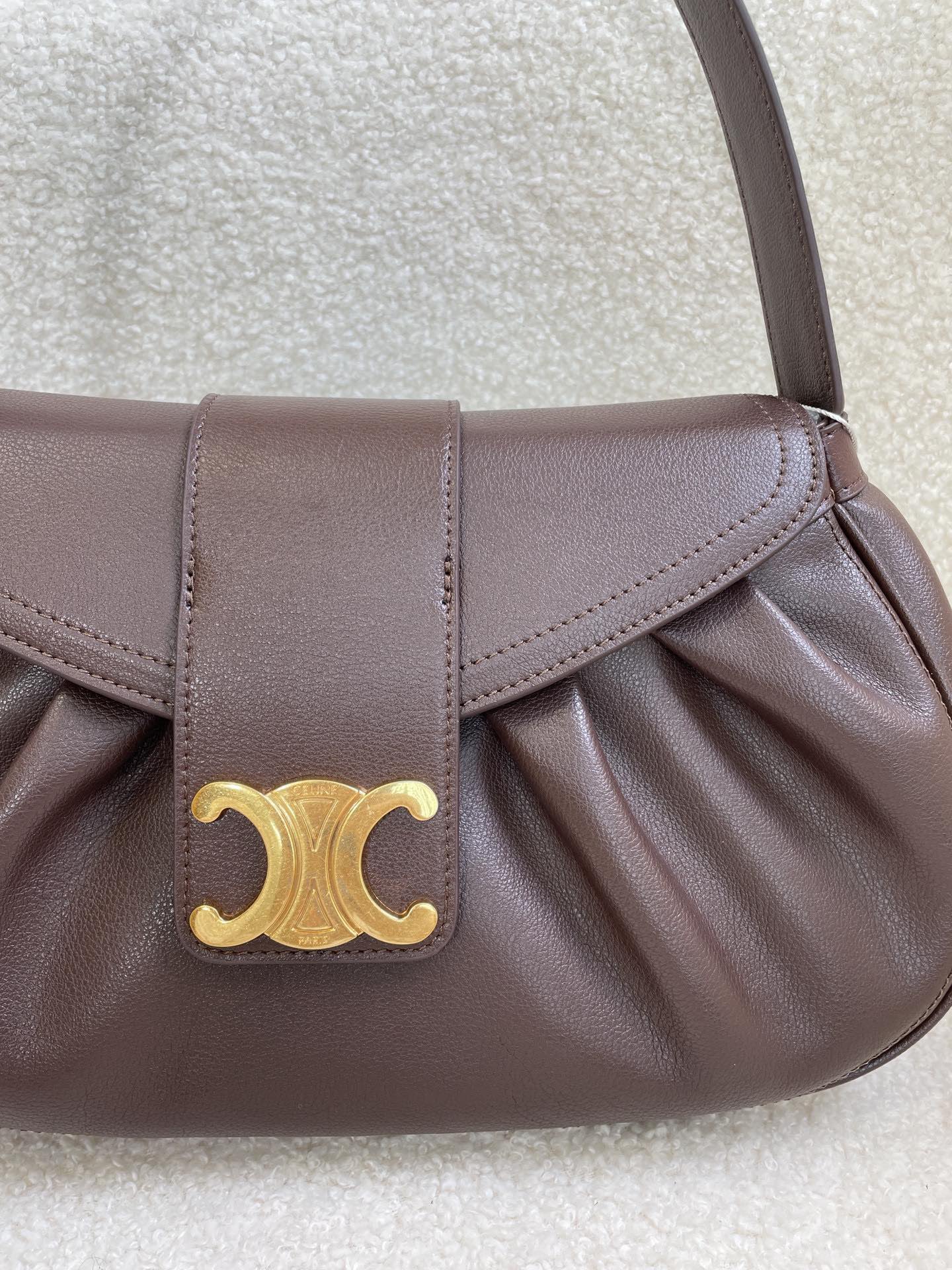 1XCL452BDE Stylish leather bag