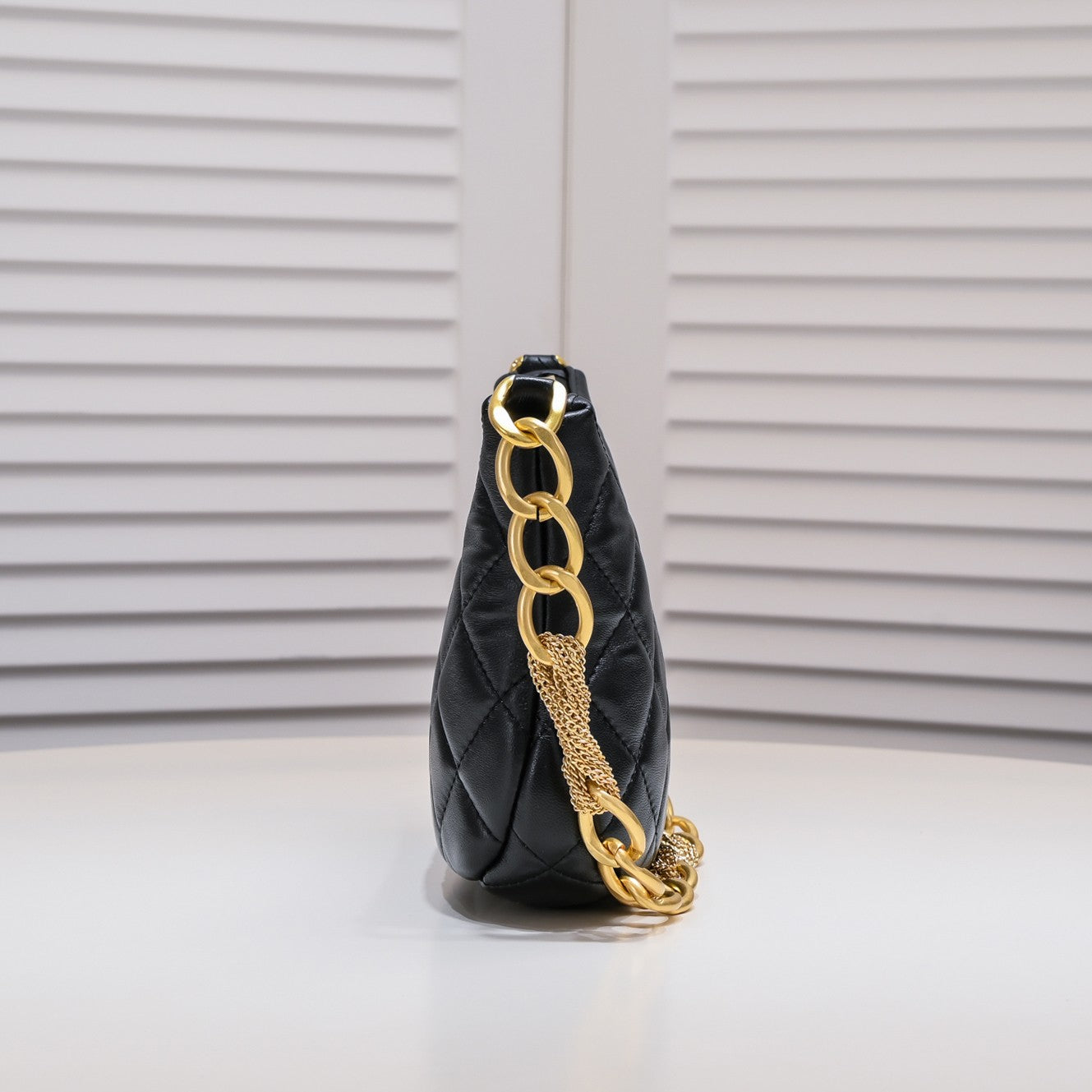 1XC414BDE Stylish leather bag