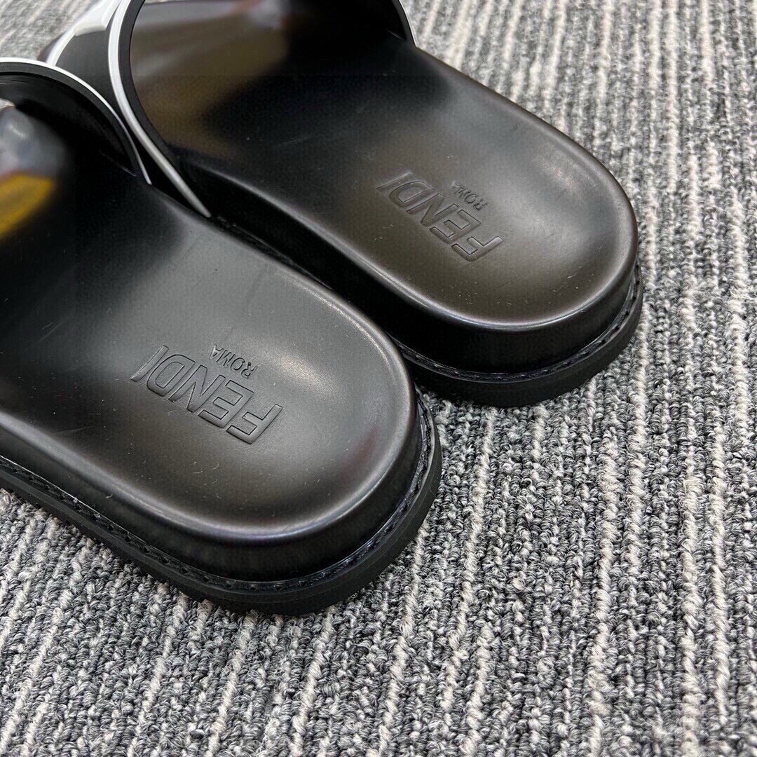 535ZF286ZDE Stylish Slippers
