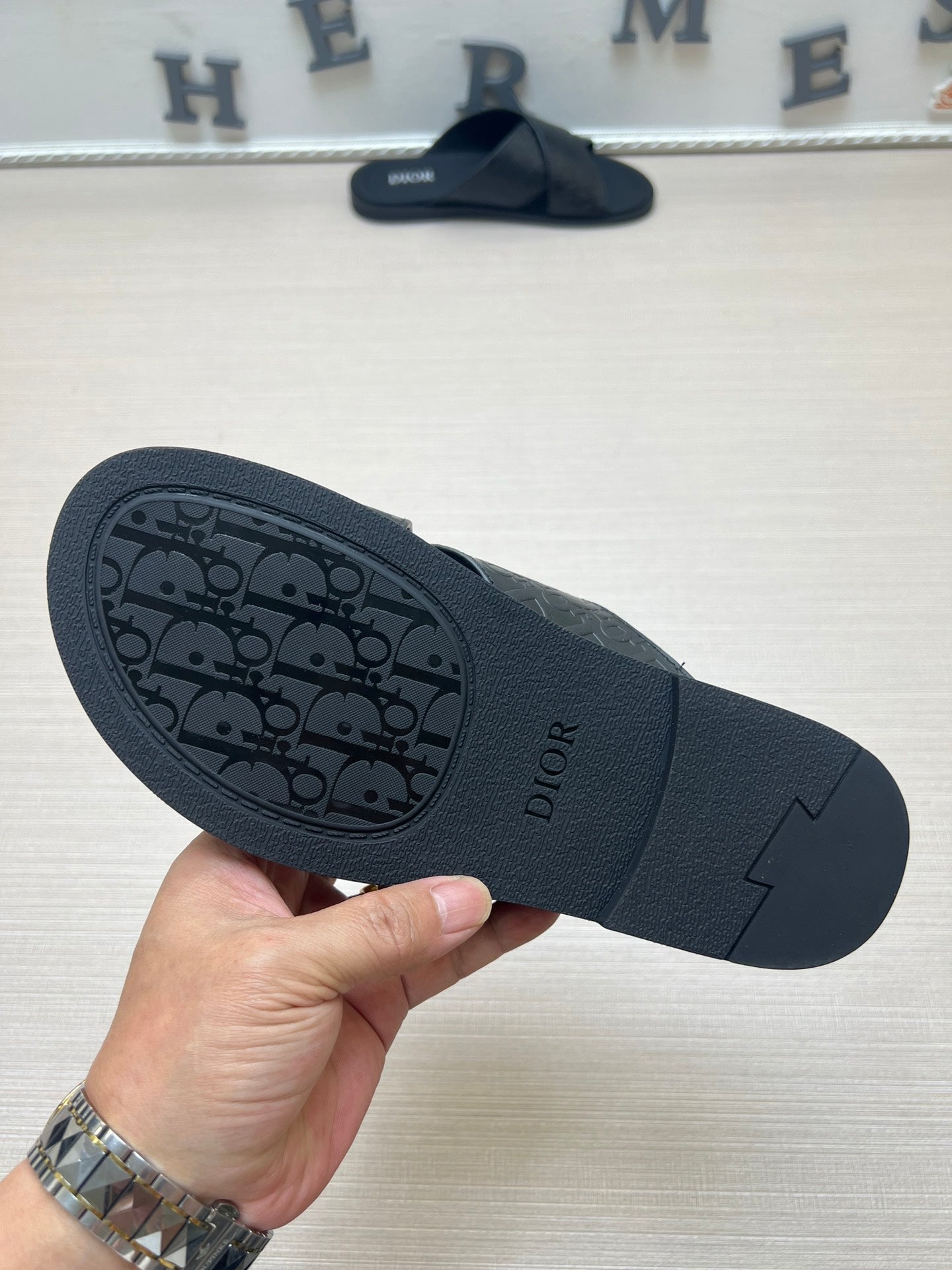 54D80ZDE Stylish slippers