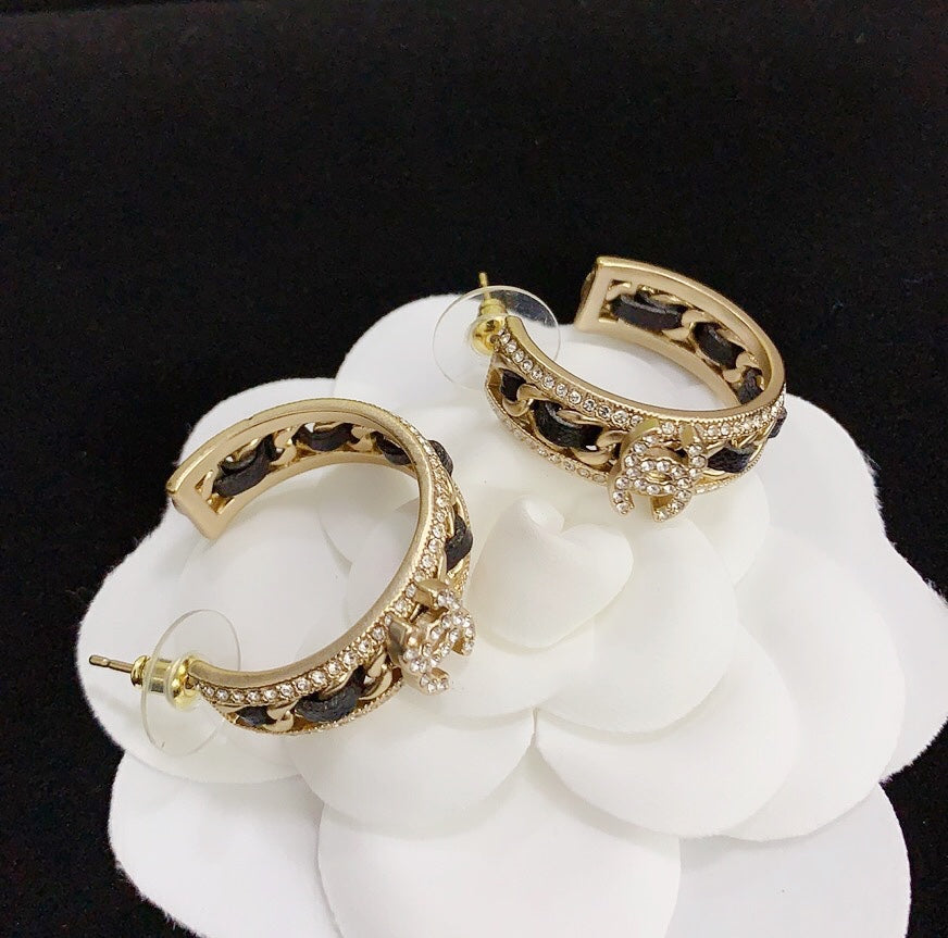 1YC259EDE Stylish Earrings