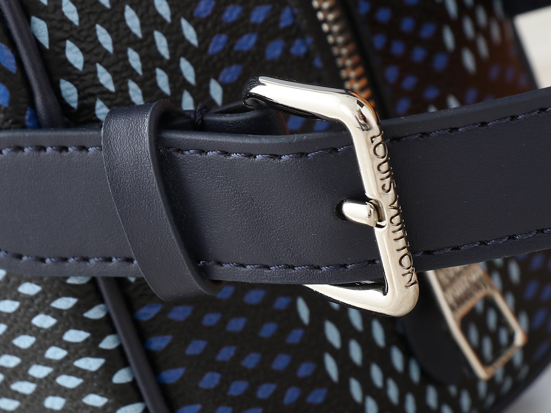 15RE69BDE Stylish leather bag