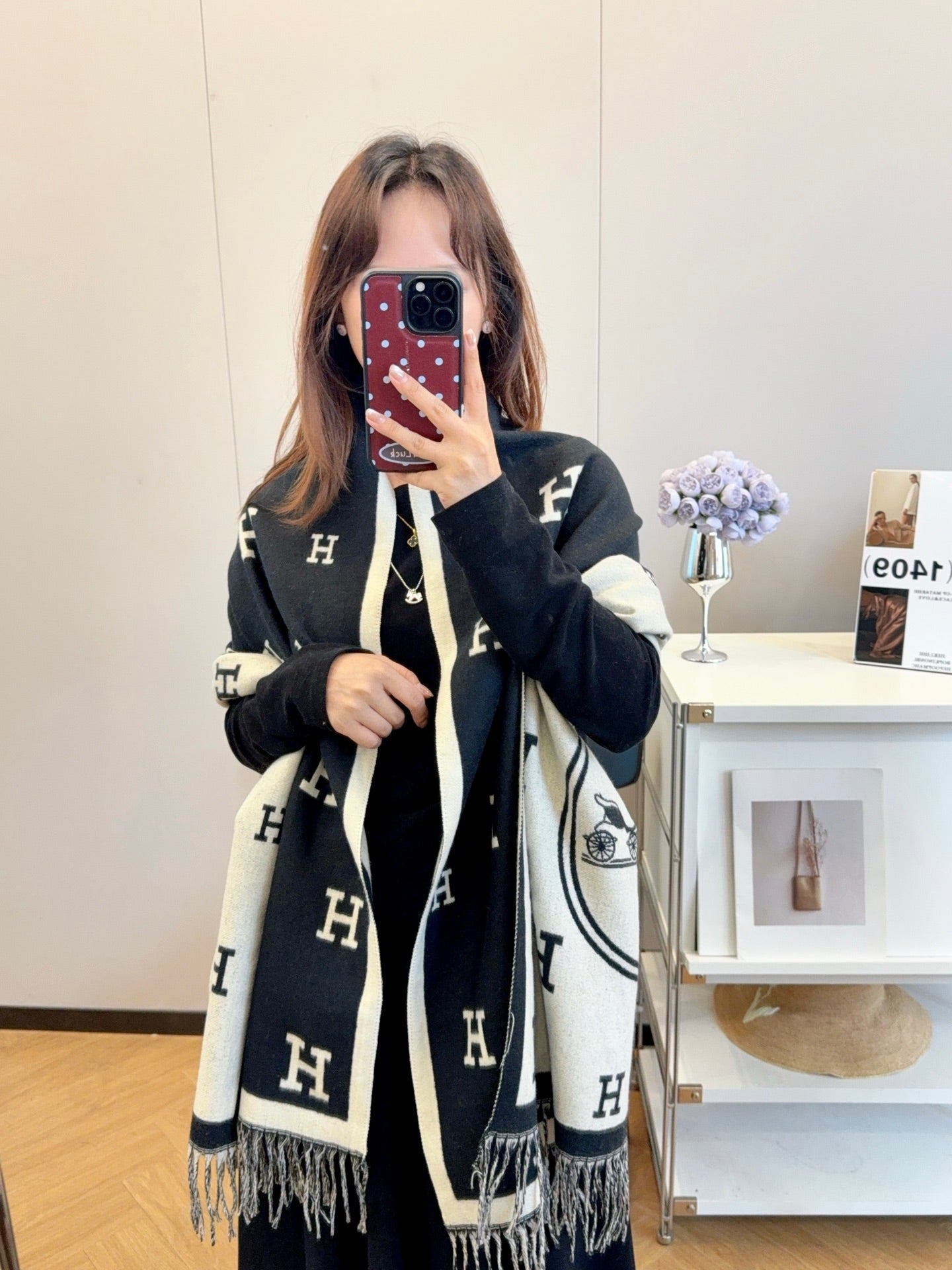 185ZH43WDE Stylish Winter Scarves