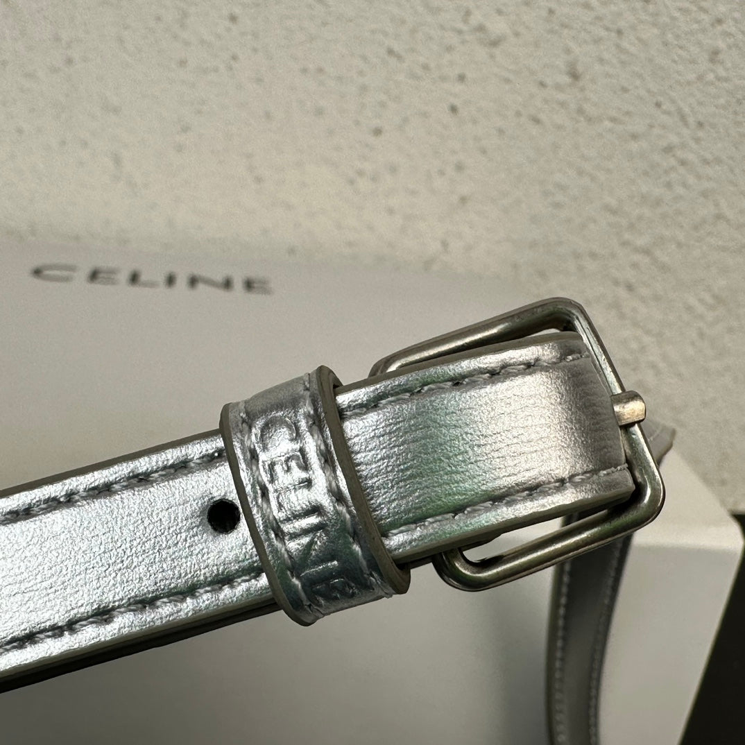 1XE271BDE Stylish leather bag 