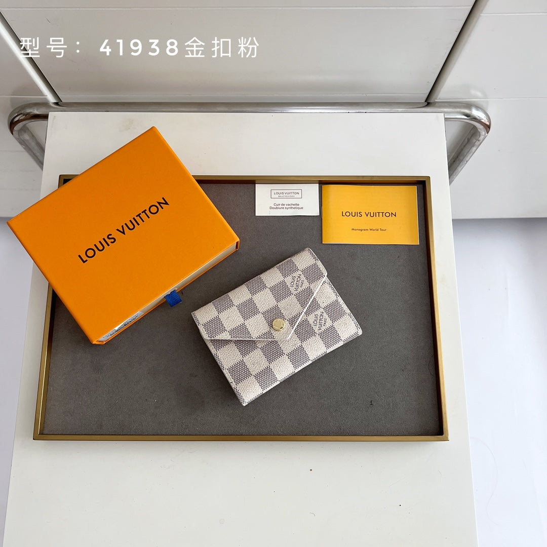 1WE1BDE Stylish leather wallets