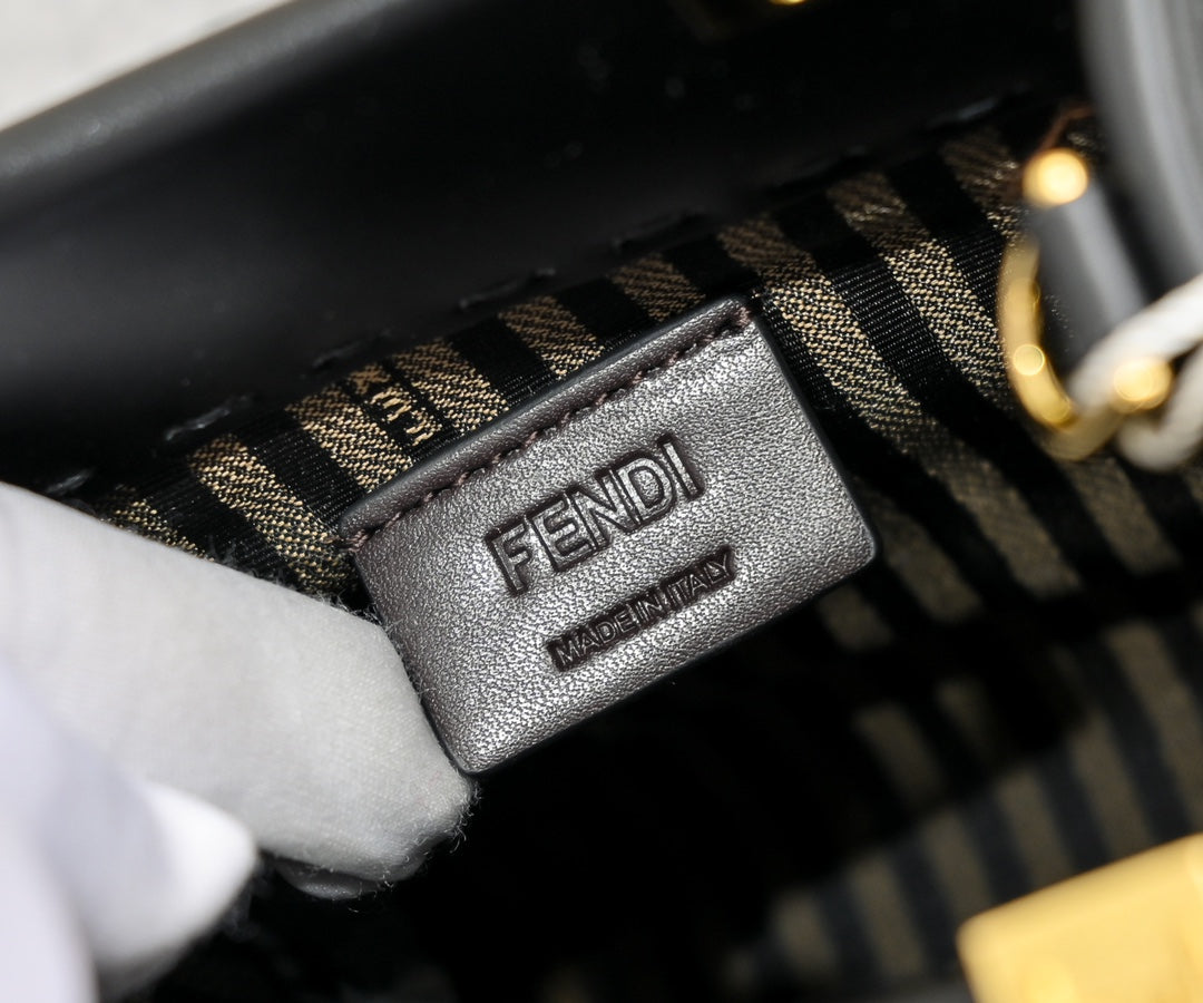 2XF288BDE Stylish leather bag 