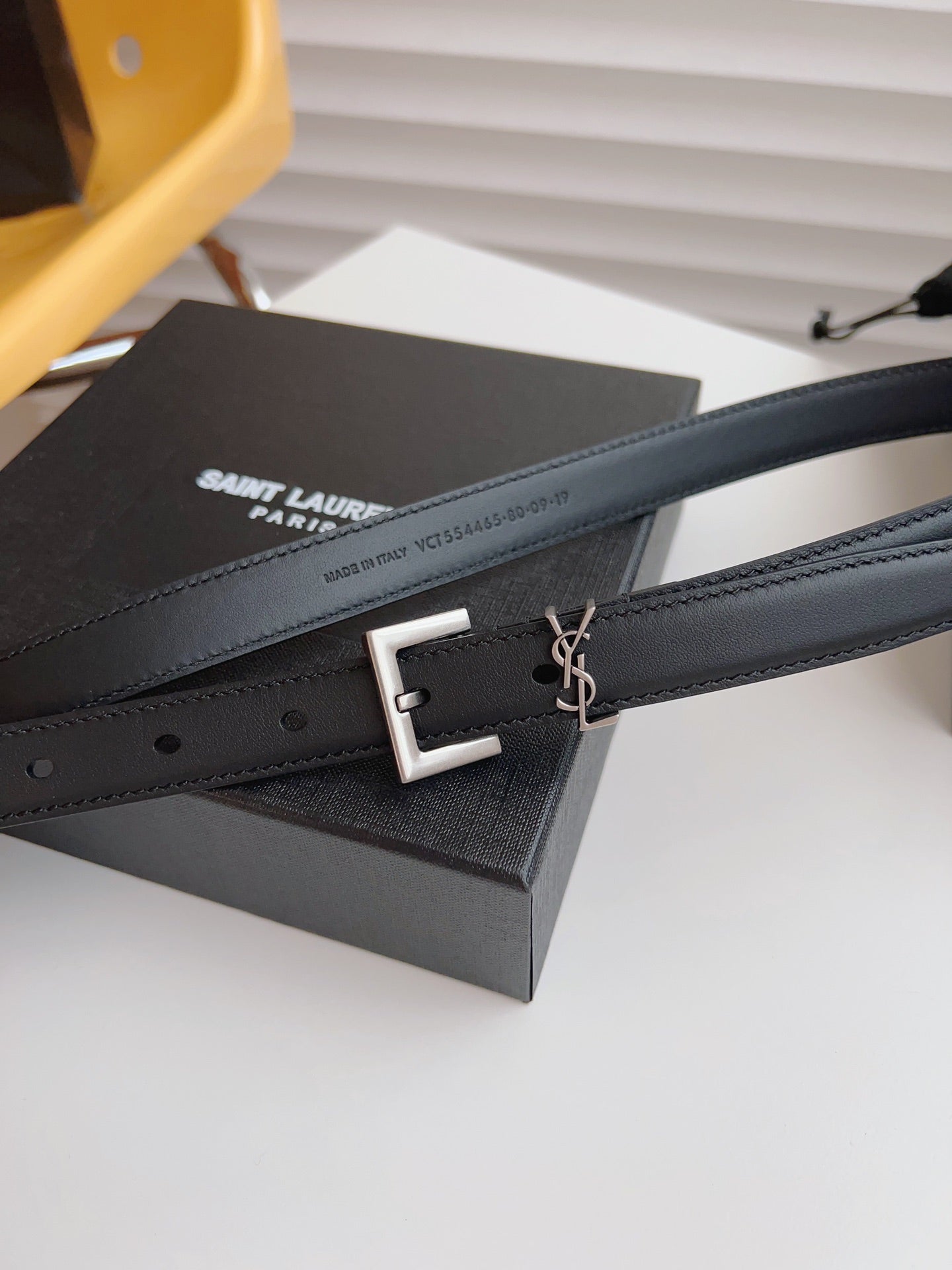 155RSL224PDE Stylish  High quality belt With full package