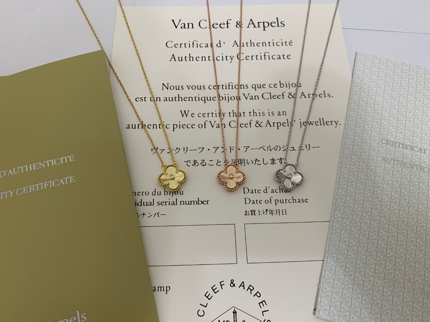 5XVA185XDE Stylish 1 flower necklace
