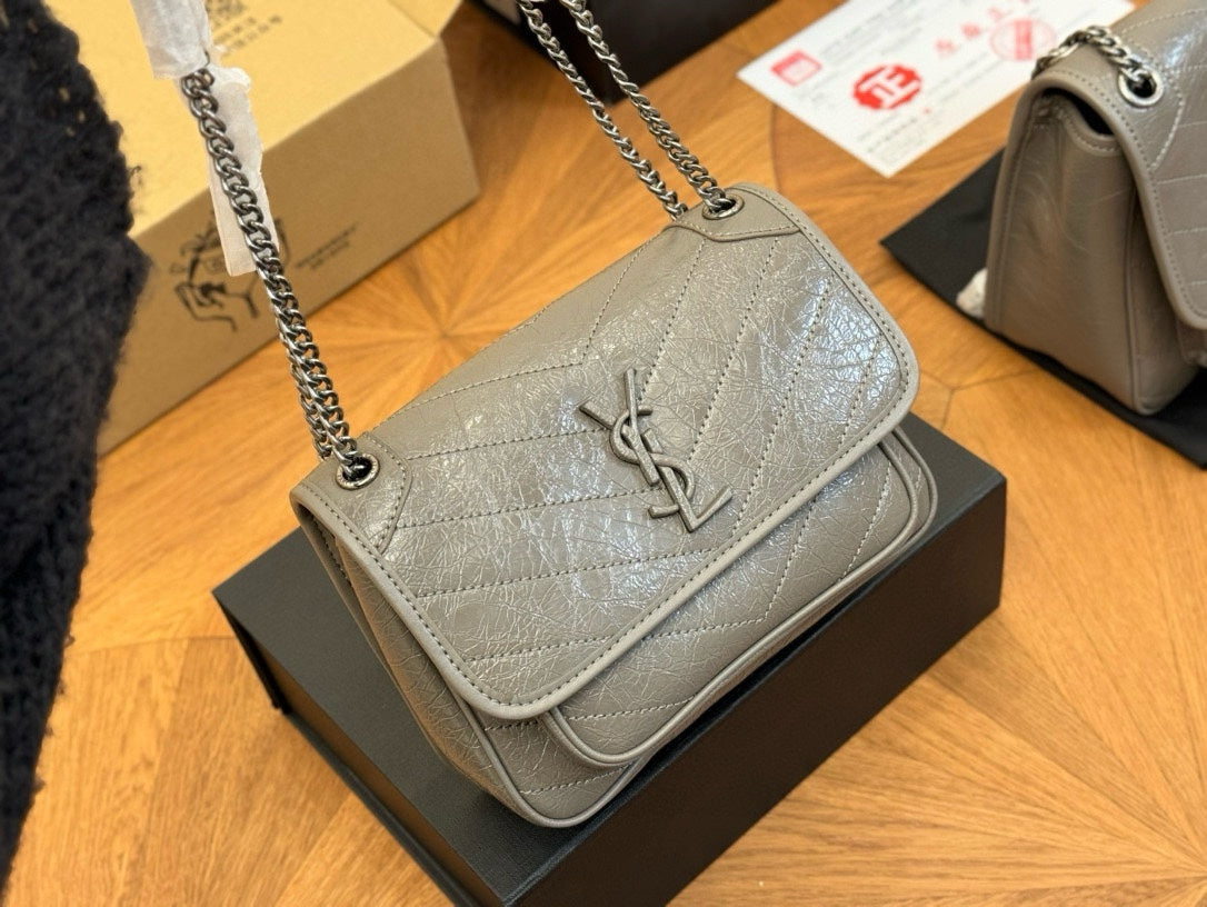 6XSL429BDE Stylish leather bag