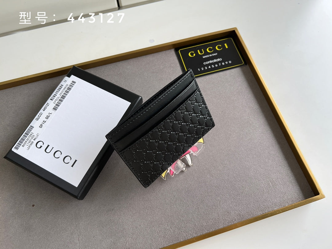 1XB384BDE Stylish leather wallets