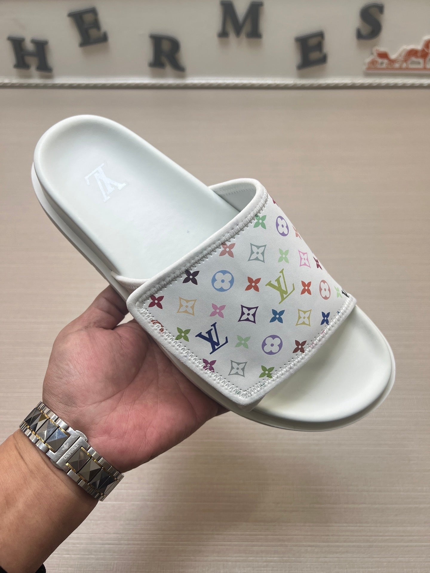 5LE207ZDE Stylish Slippers