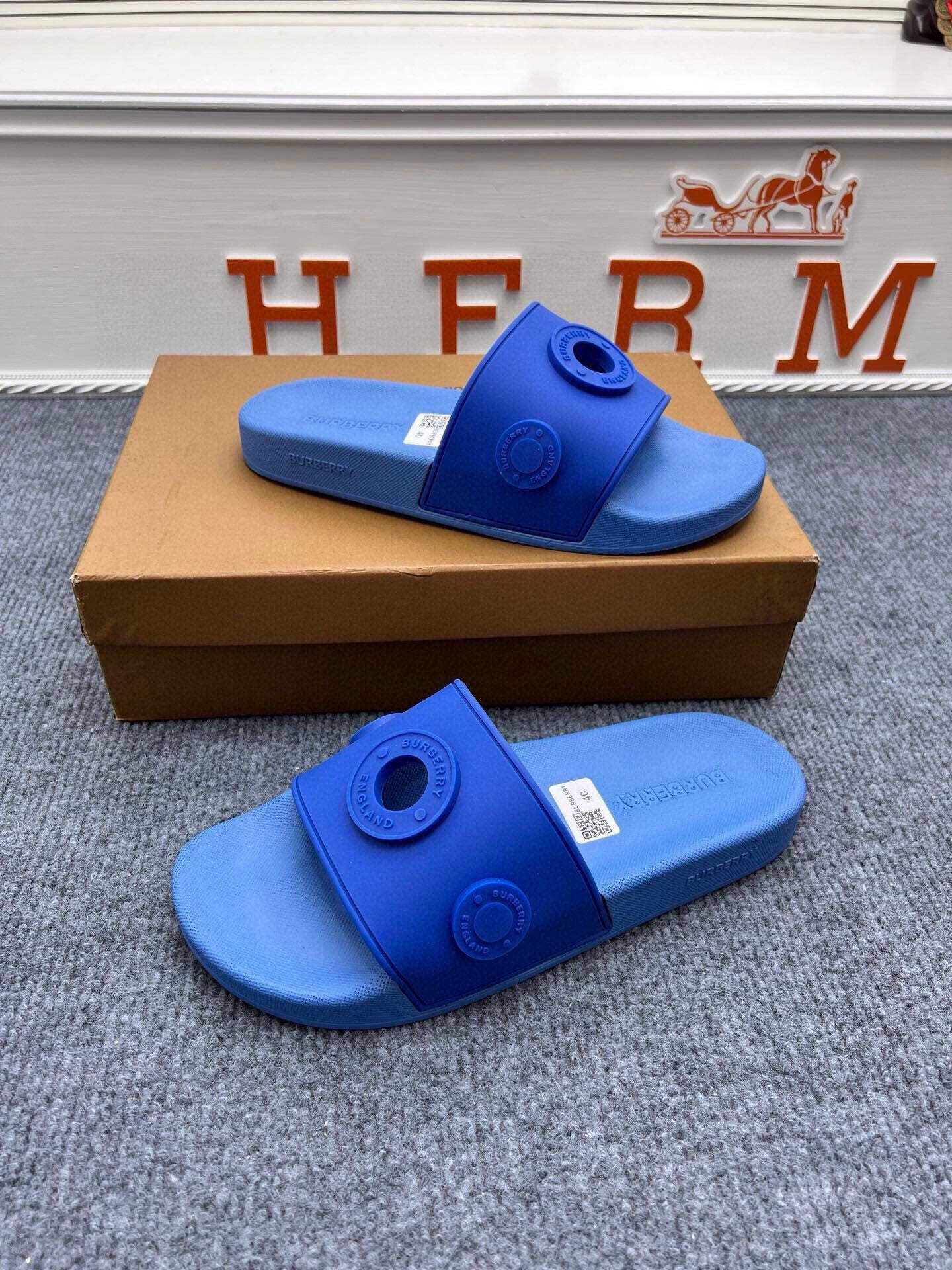 535ZR252ZDE Stylish Slippers