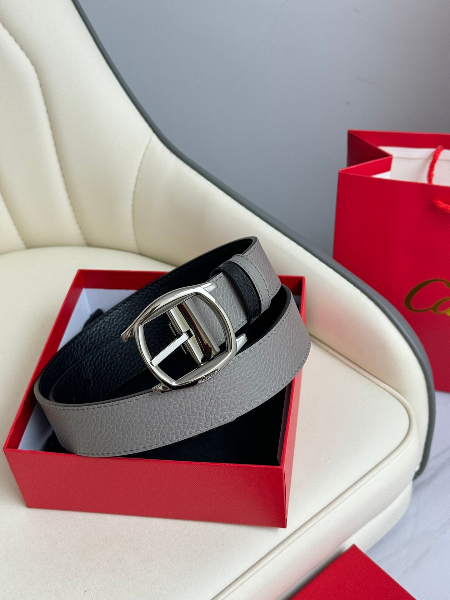 1WK173PDE Stylish  High quality belt With full package