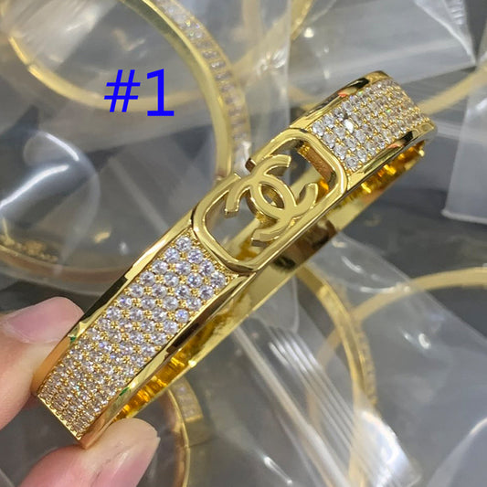 8XC63KDE Stylish Bracelets