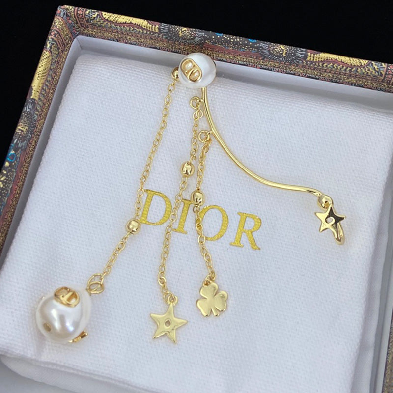 1YD423EDE Stylish Earrings