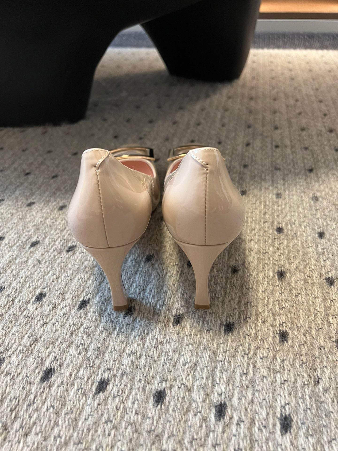1ZA250ZDE Stylish High heels