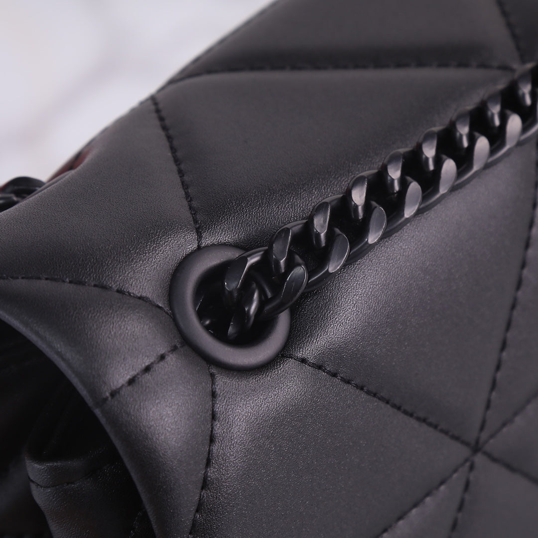 1XSL112BDE Stylish leather bag 