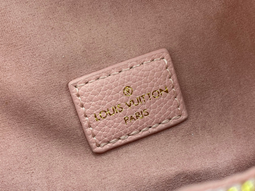 155NE58BDE Stylish leather bag