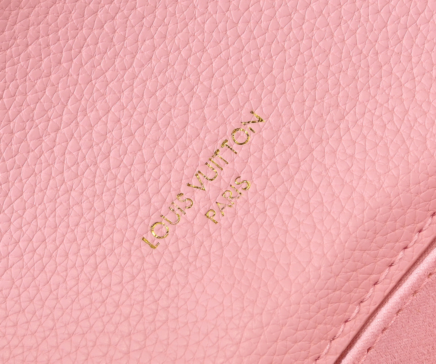 155NE38BDE Stylish leather bag