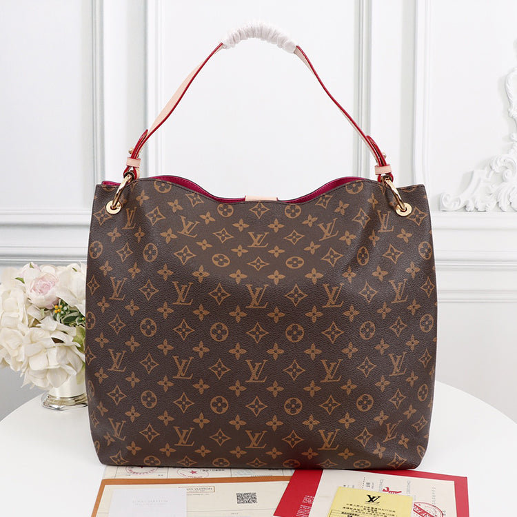1E84BDE Stylish leather bag 