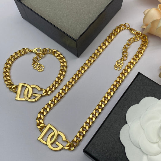 15NA5XDE Stylish  Bracelets Necklaces