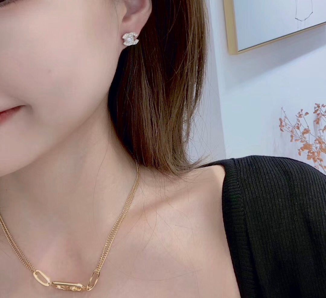 14C68EDE Stylish Earrings