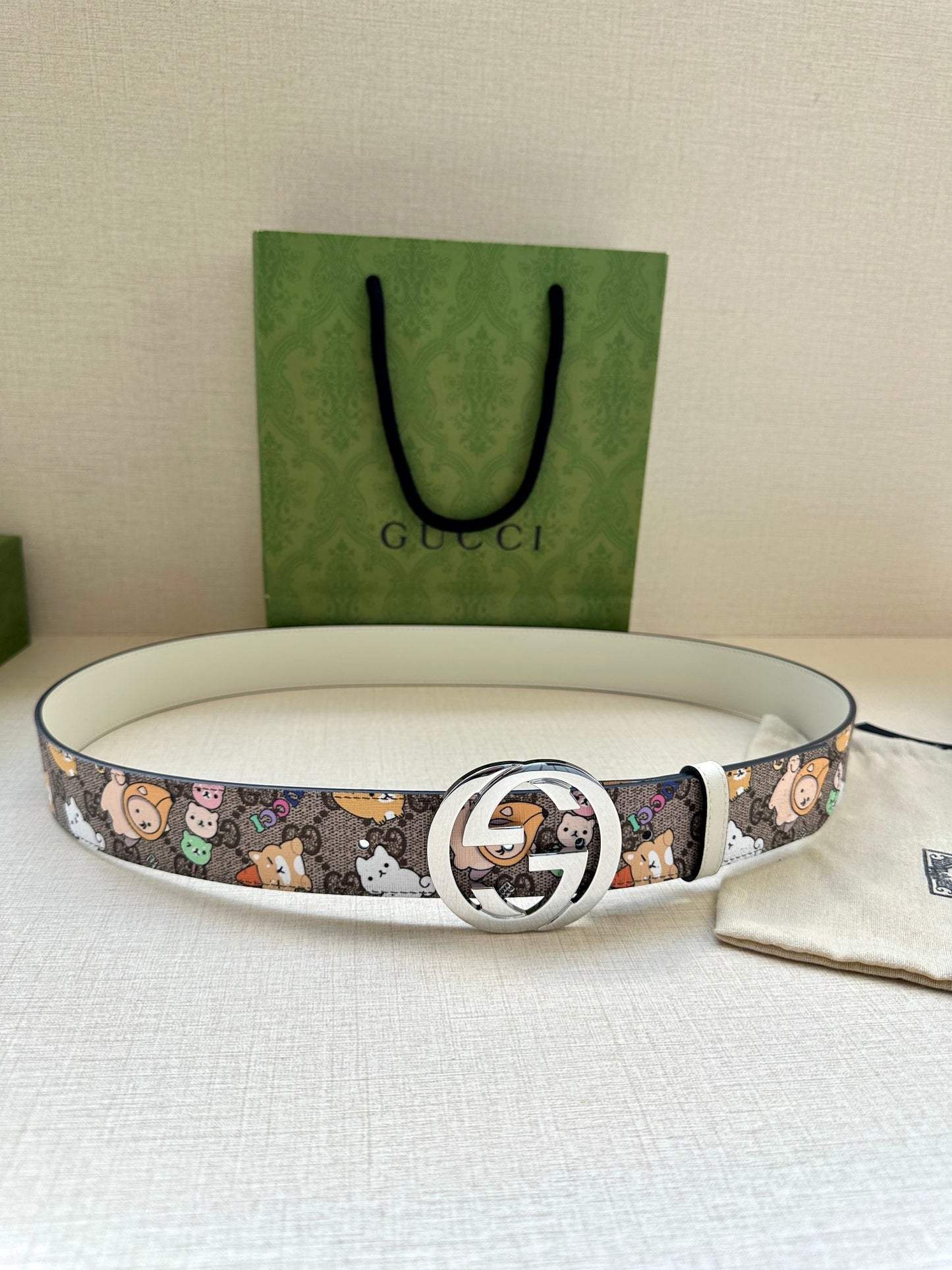 155RB208PDE Stylish  High quality belt With full package