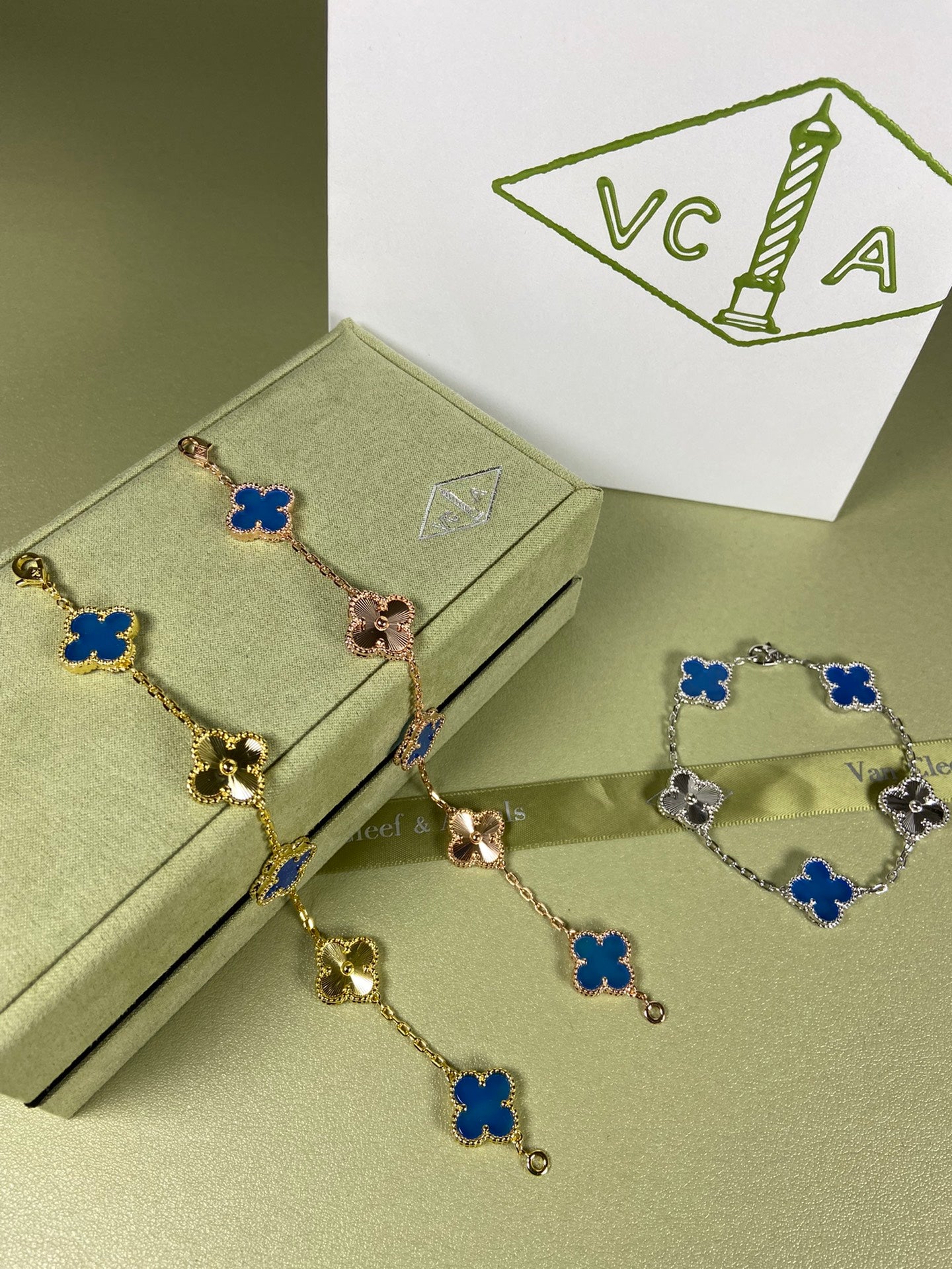 5XVA181KDE Stylish bracelets  5 flowers normal size1.5cm flower
