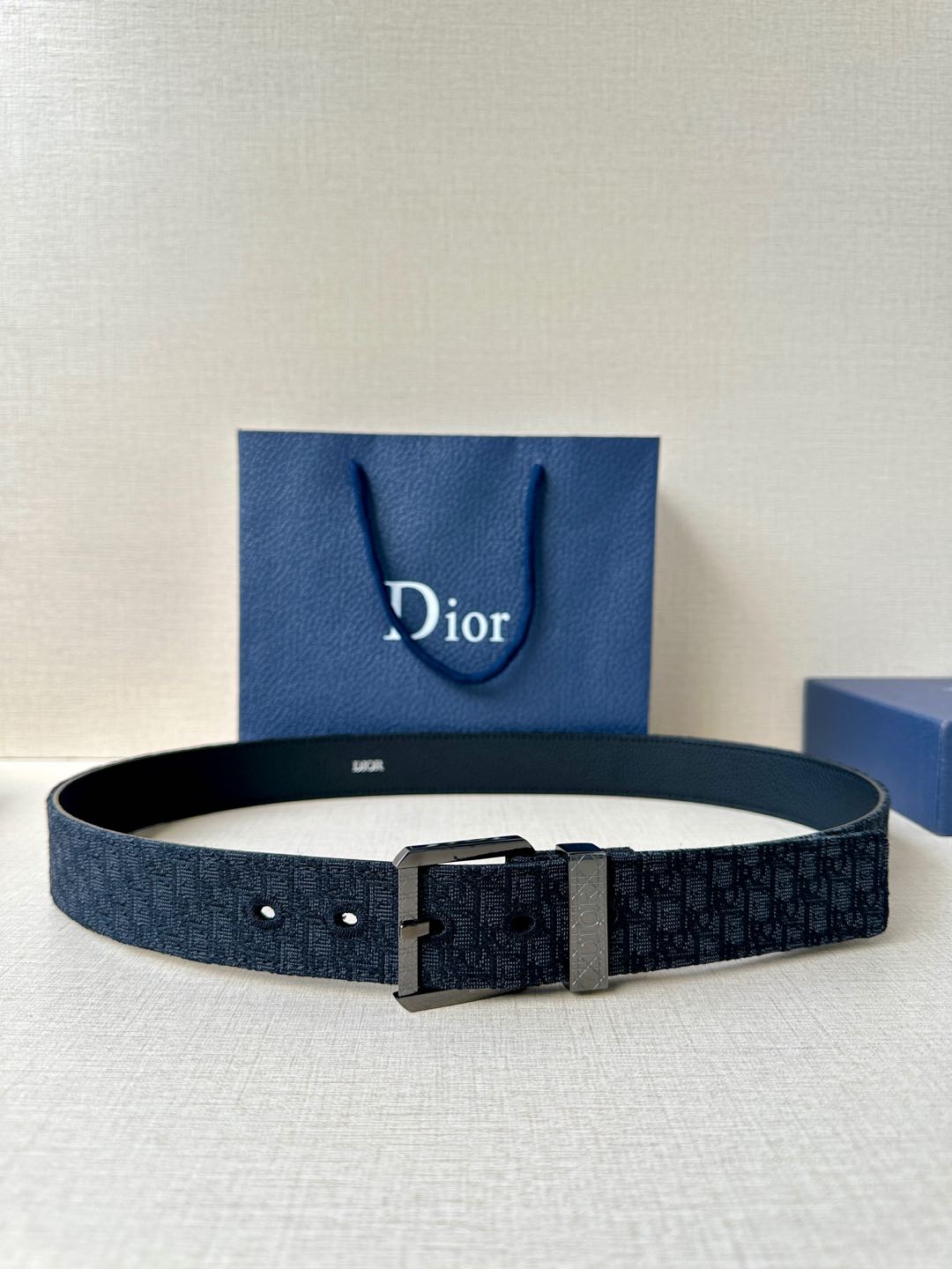 1WD156PDE Stylish  High quality belt With full package