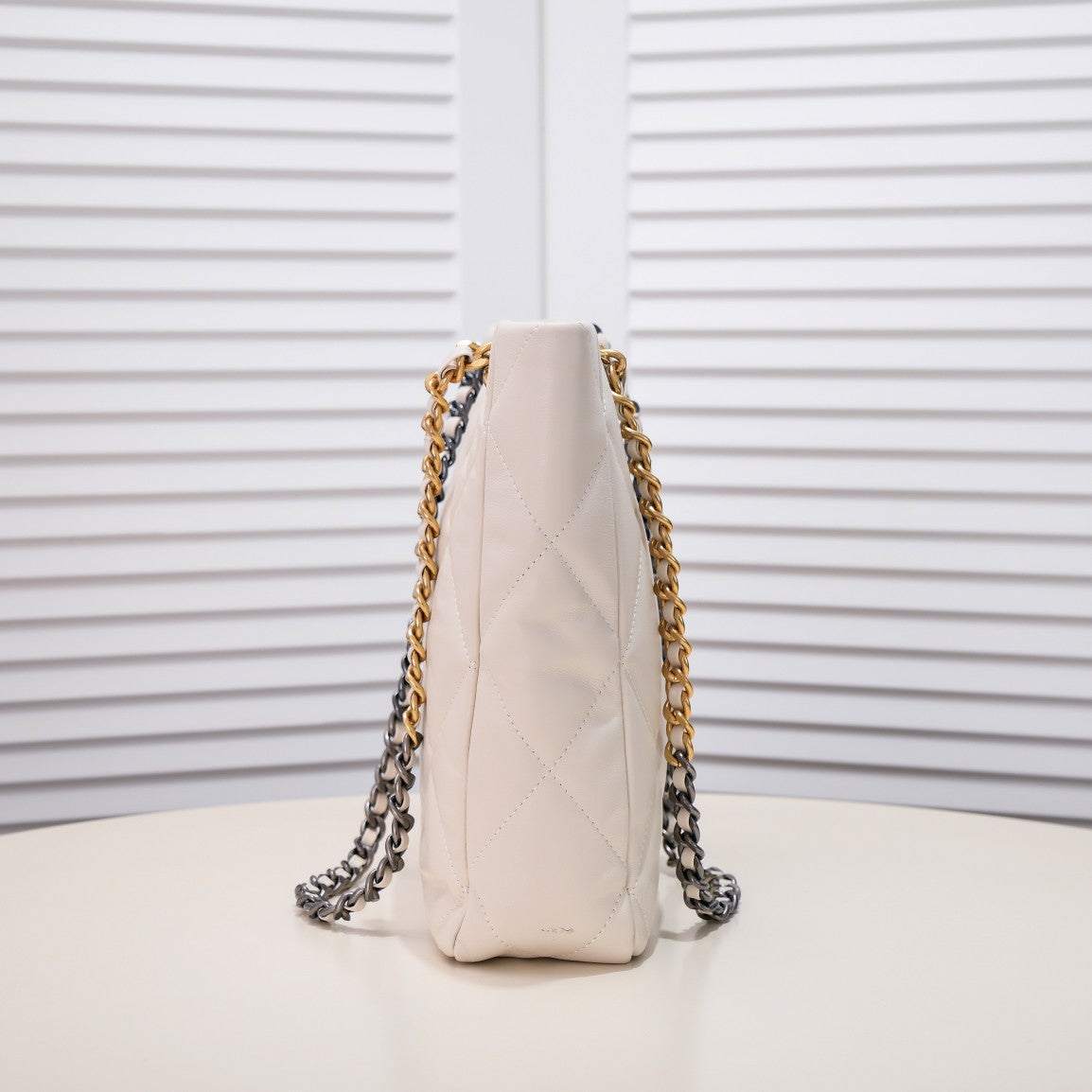 1XC41BDE Stylish leather bag 