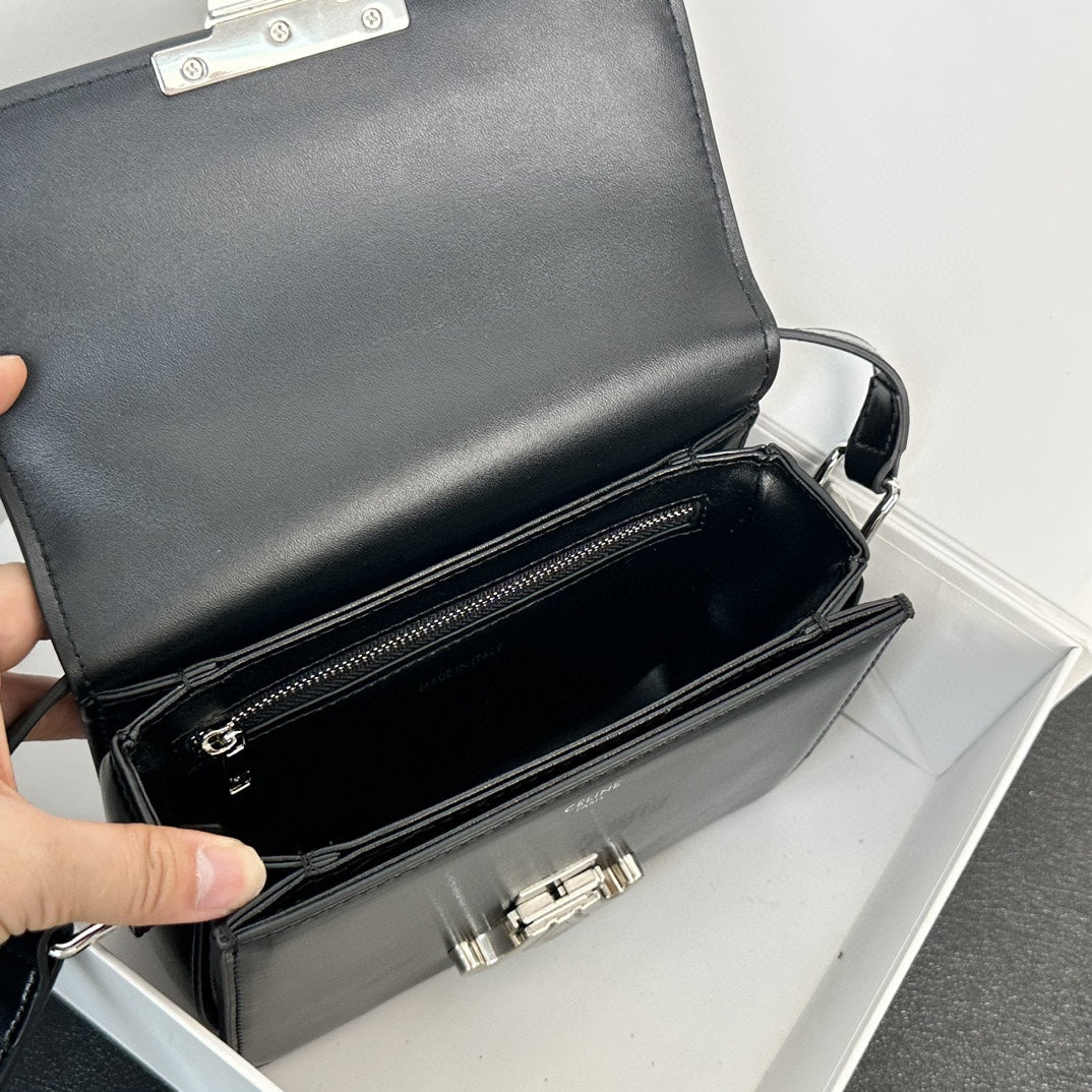 1WN61BDE Stylish leather bag