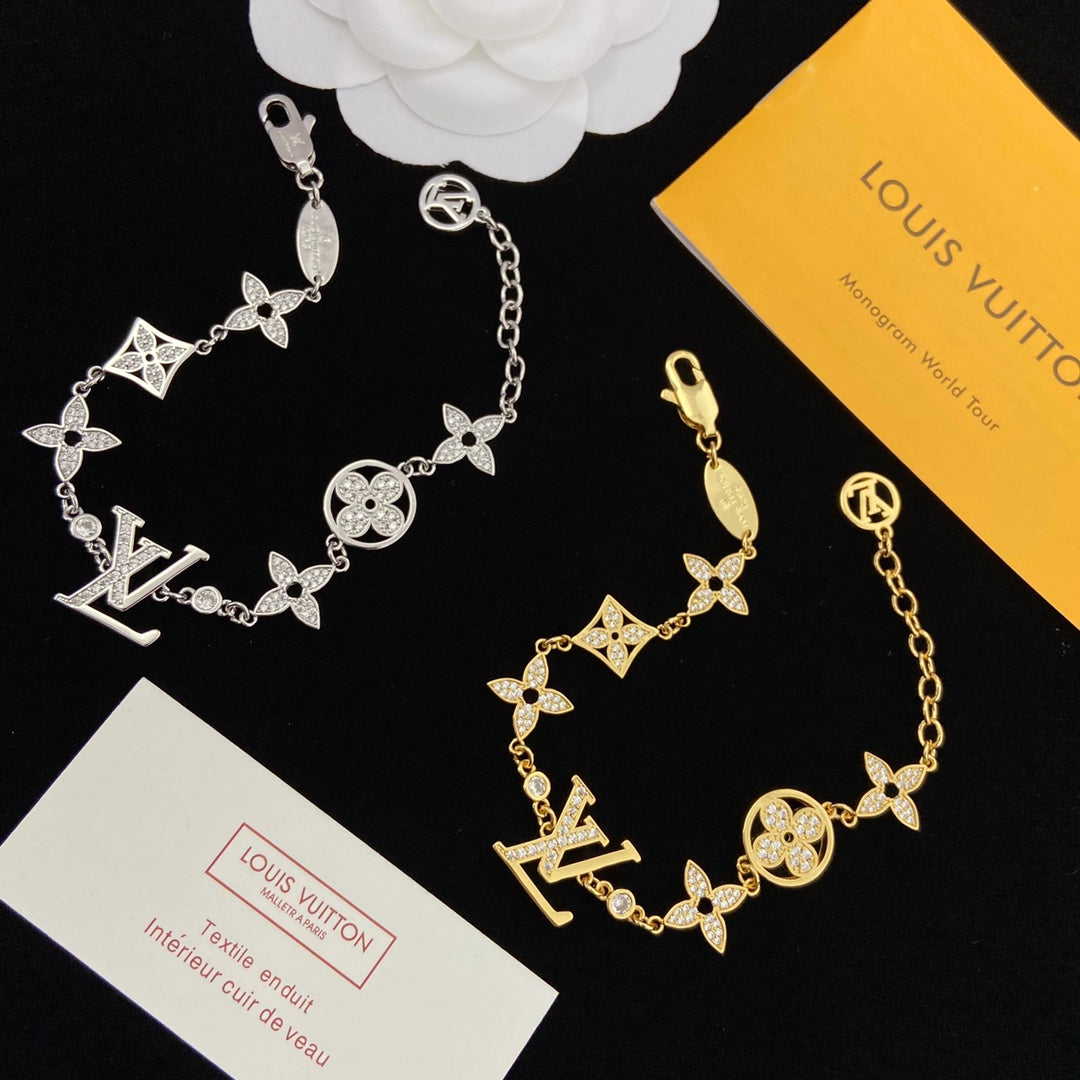 1XE603XDE Stylish Bracelets