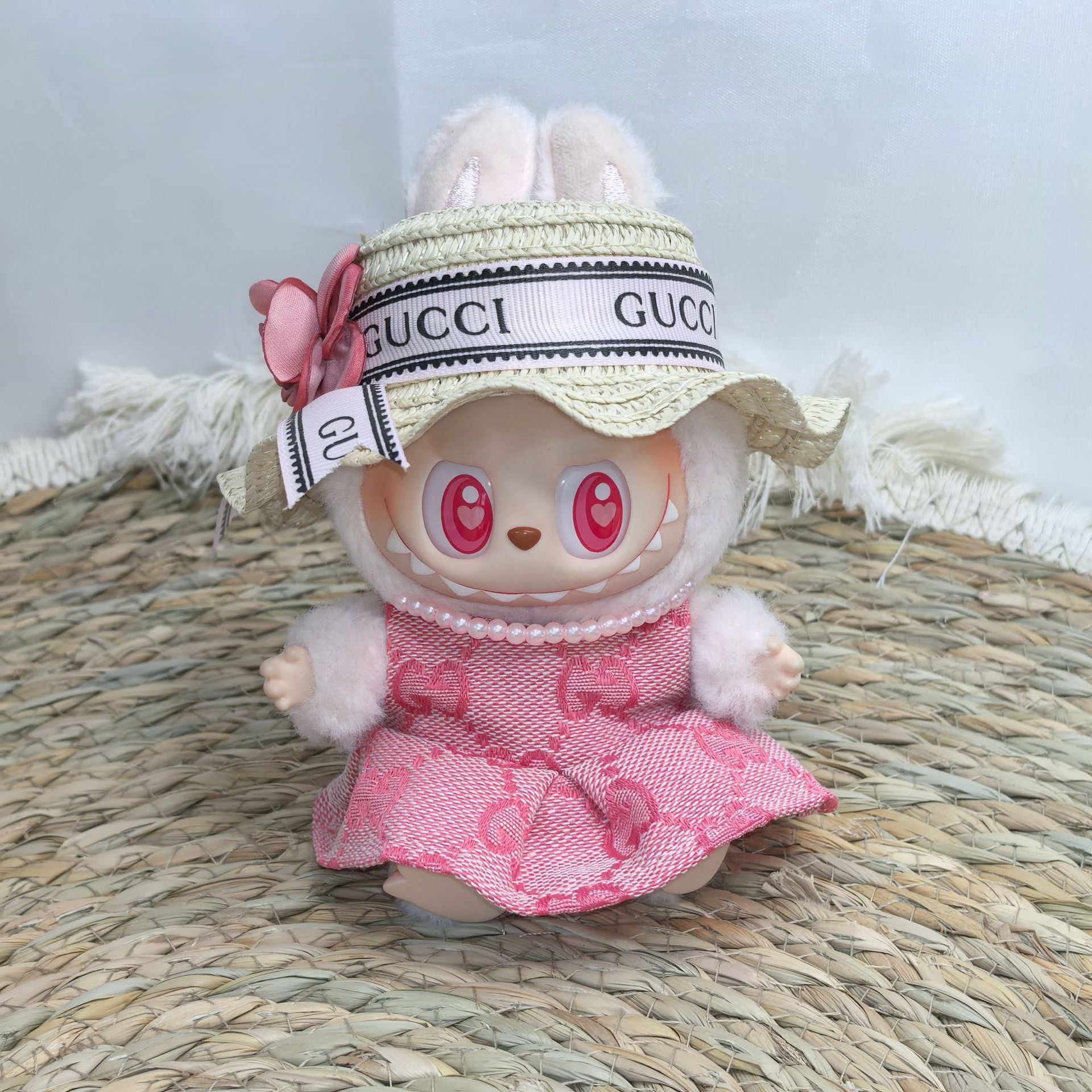 A65RB1ADE Stylish Labubu clothing (accessories only, Labubu not included)