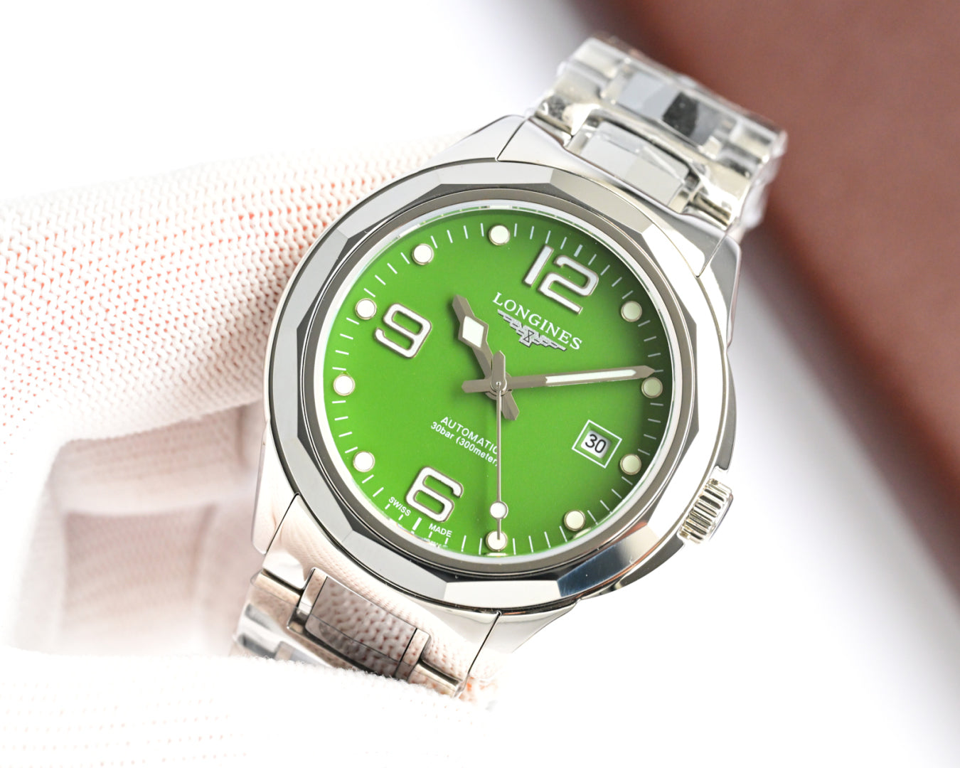 255RA38LDE Stylish Watches