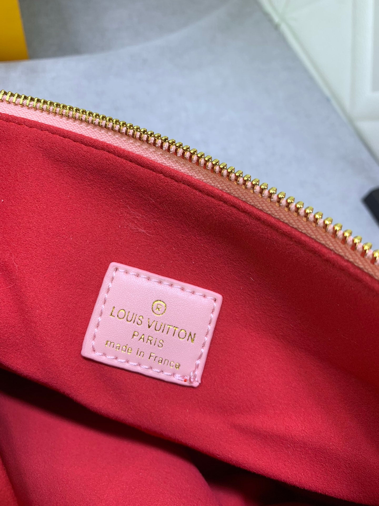 2XE40BDE Stylish leather bag 