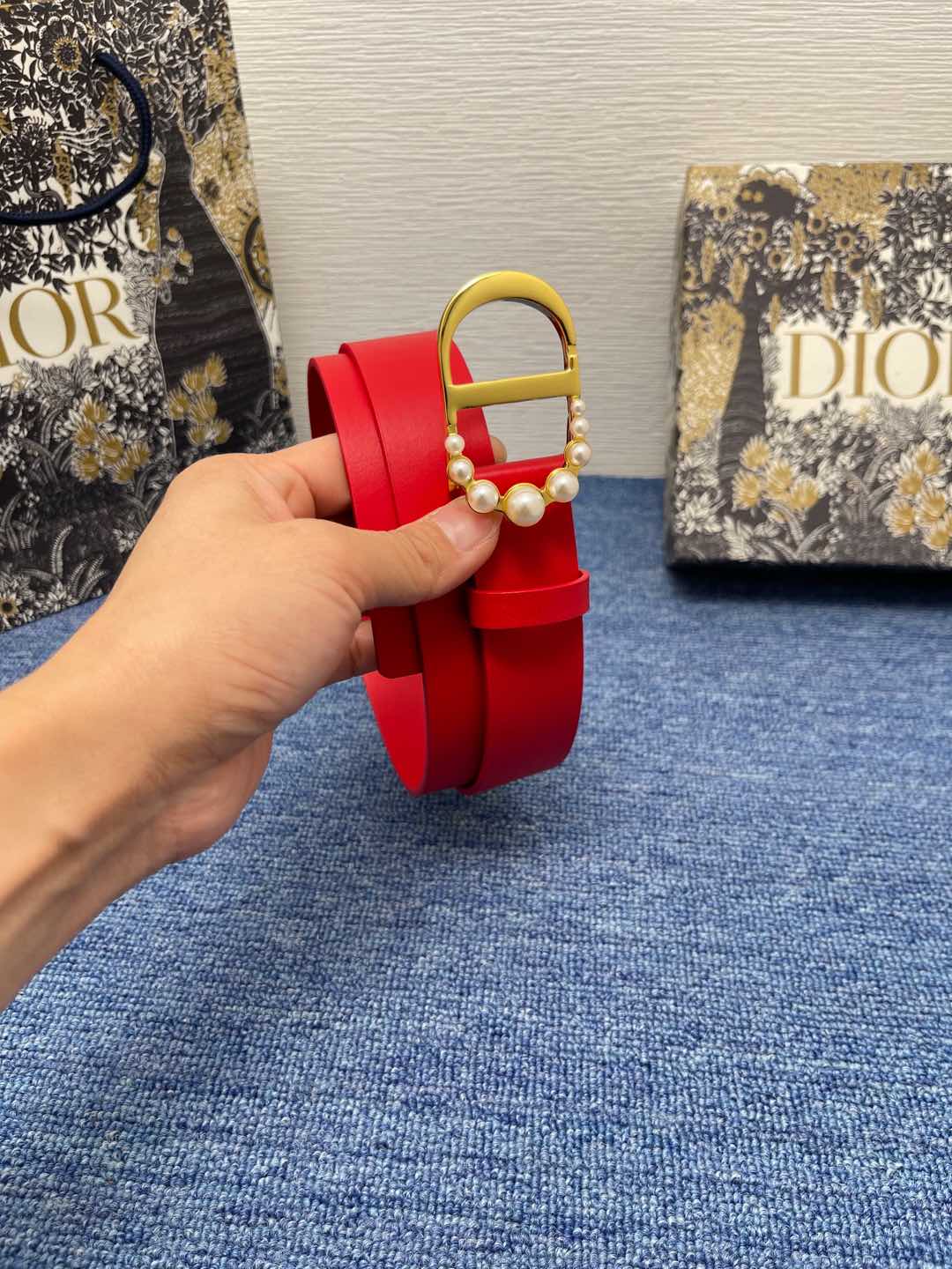 155RD200PDE Stylish  High quality belt With full package