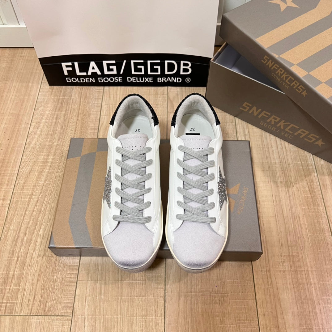 14GE111ZDE Stylish shoes