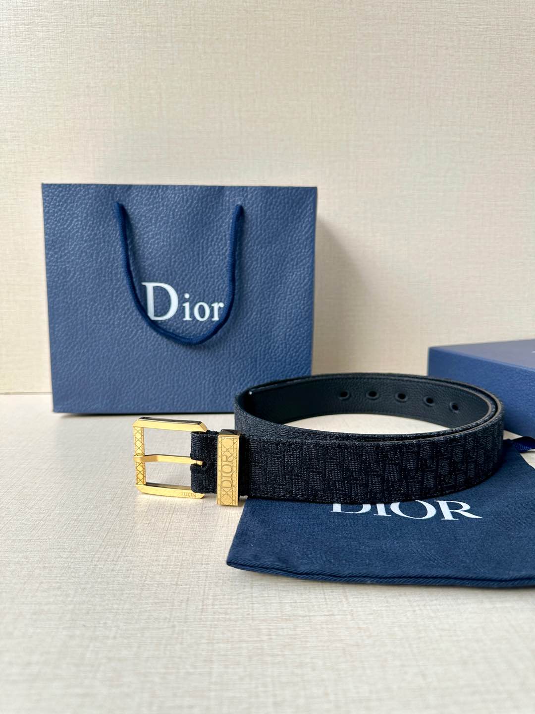 1WD156PDE Stylish  High quality belt With full package