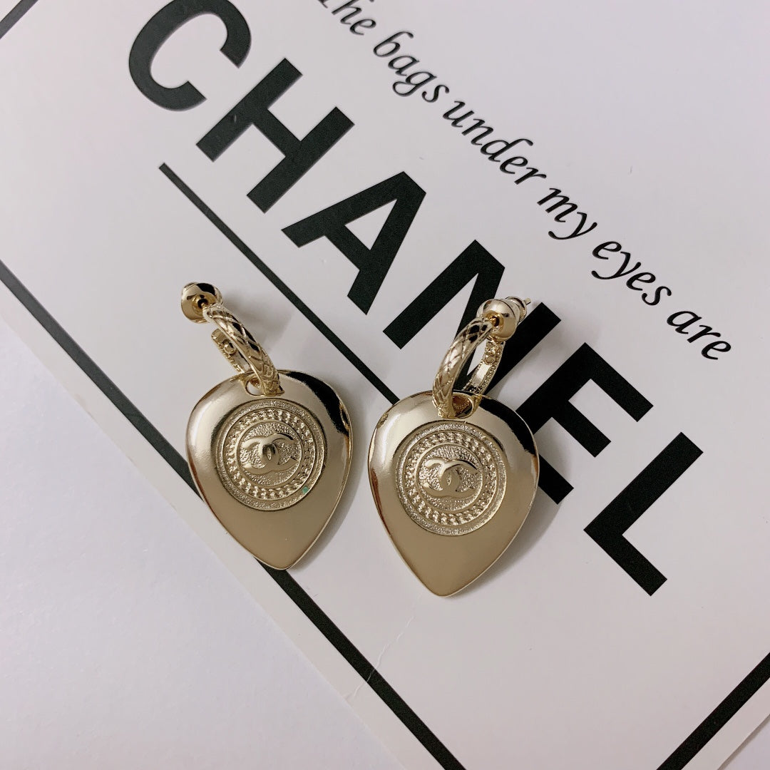 1YC305EDE Stylish Earrings