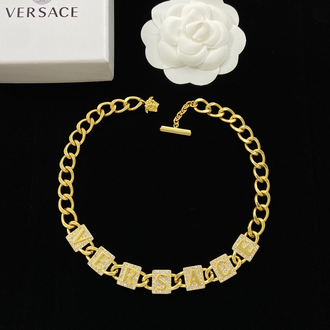 175RV81XDE Stylish Necklace . Earrings.Bracelets.